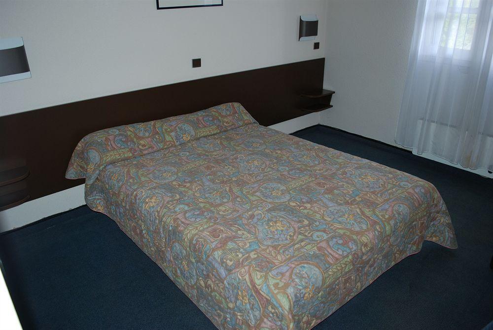 Hotel Les Gentianes Aspin-en-Lavedan Esterno foto